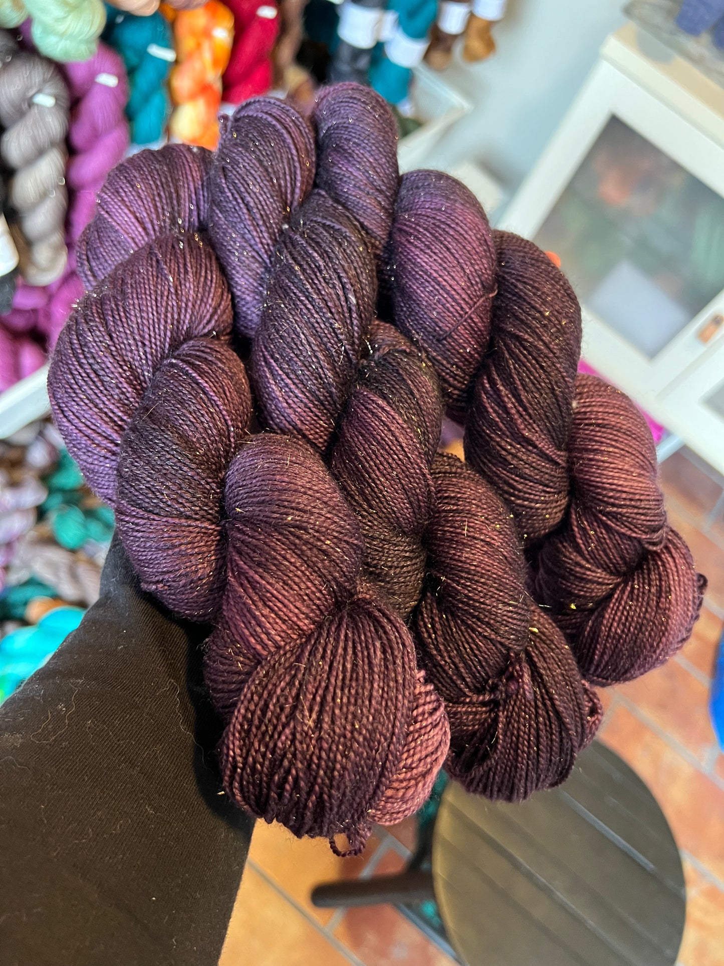 Alice - gold sparkle