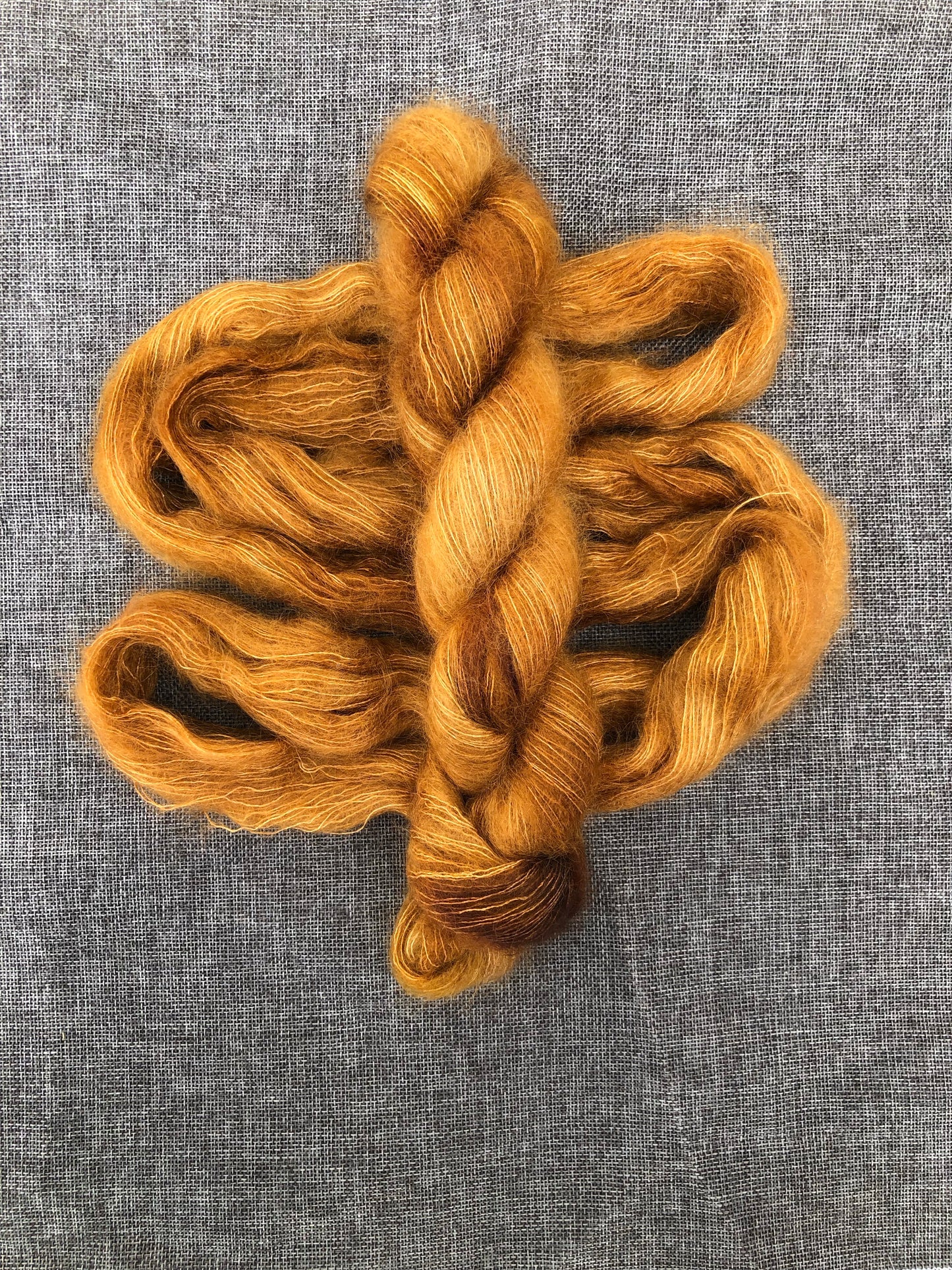 Karamella mohair