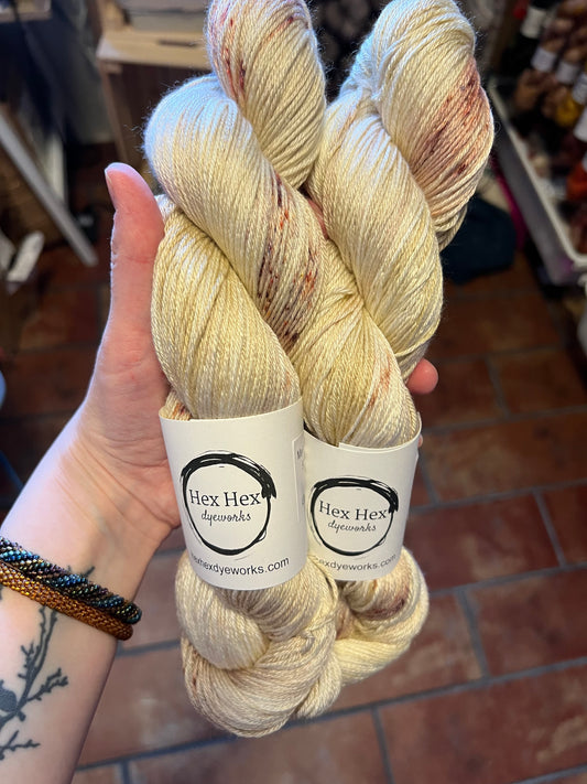 Djákninn á Myrká -merino/silk fing